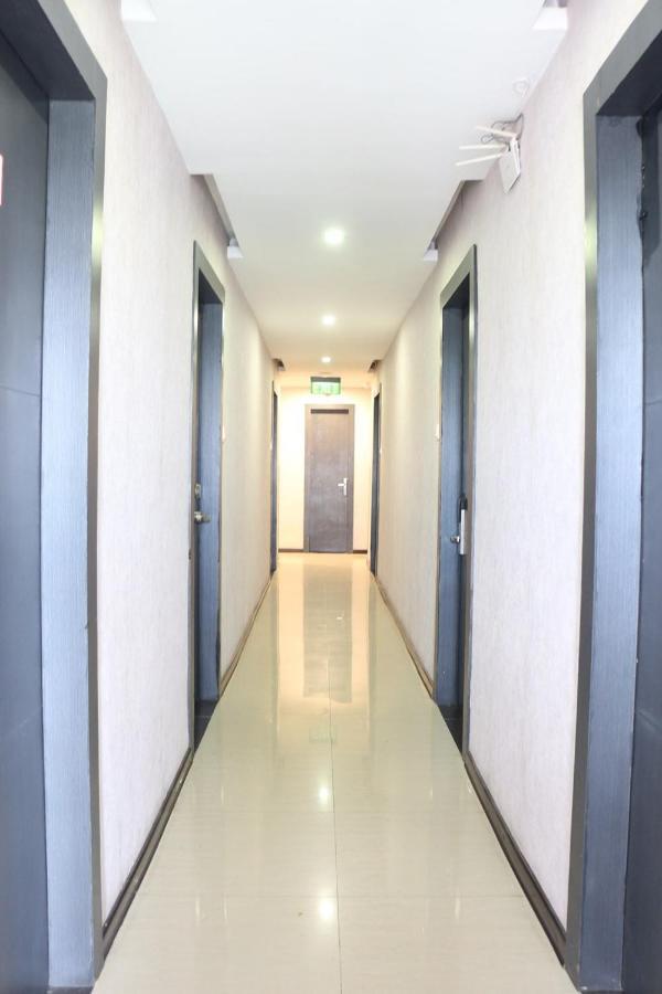 Crew Express Hotel Lubukpakam Kültér fotó